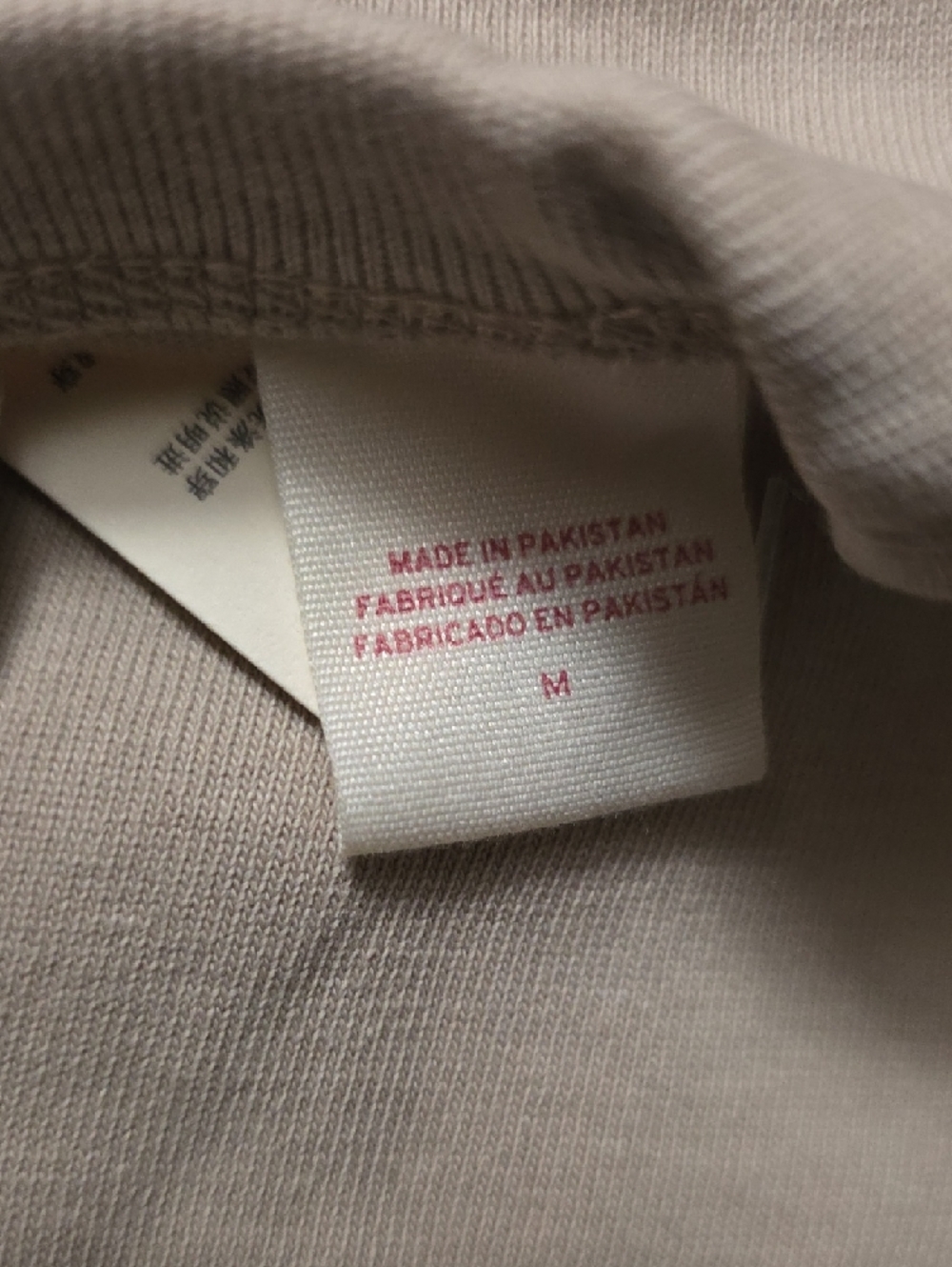 Levi's® Premium
Vintage Garment Dye Short-sleeve Tee - Picture 7 of 9